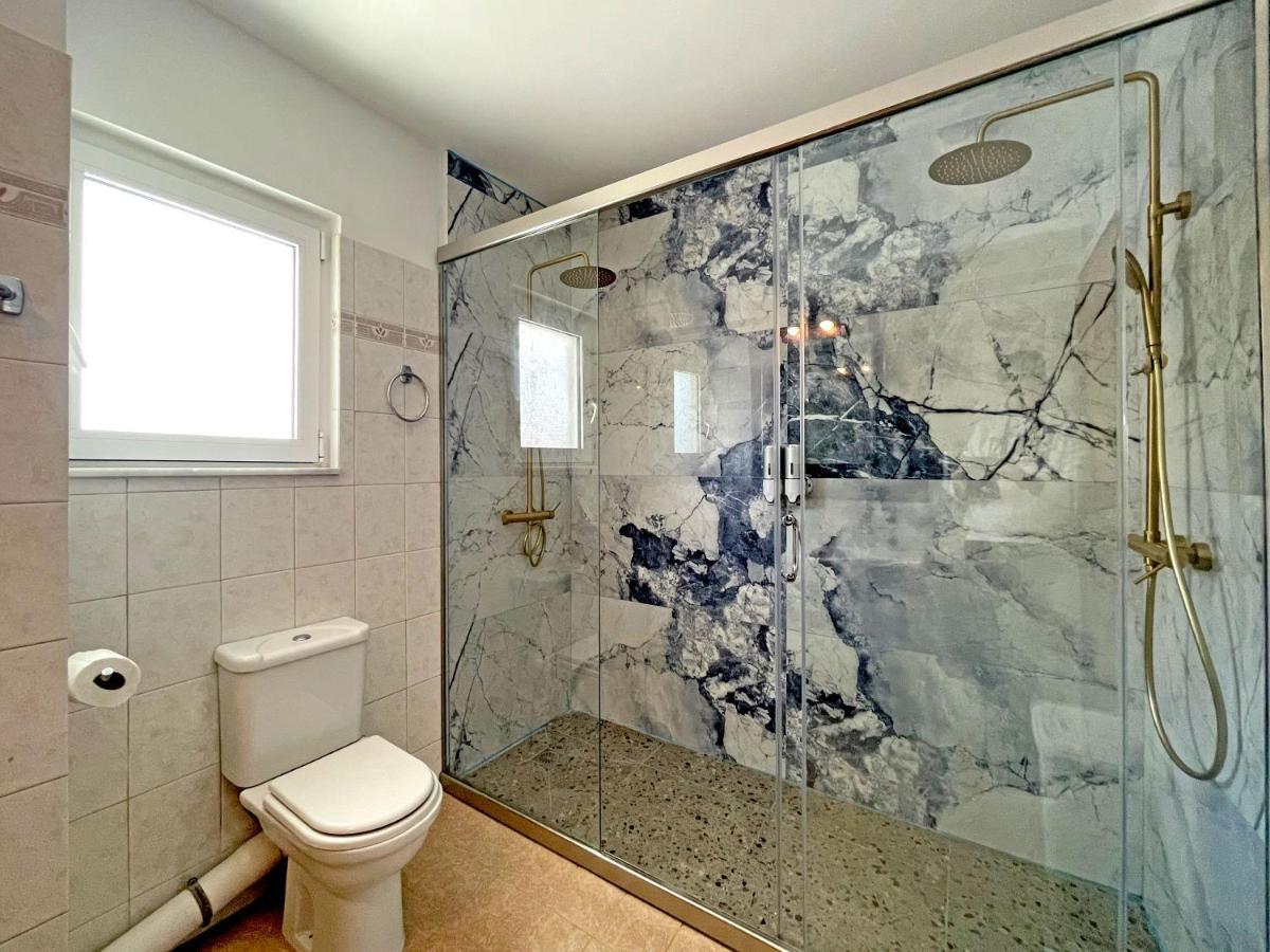 New Luxurious Apartment - 1 Minute From Elli Beach Rhodes City Exteriör bild